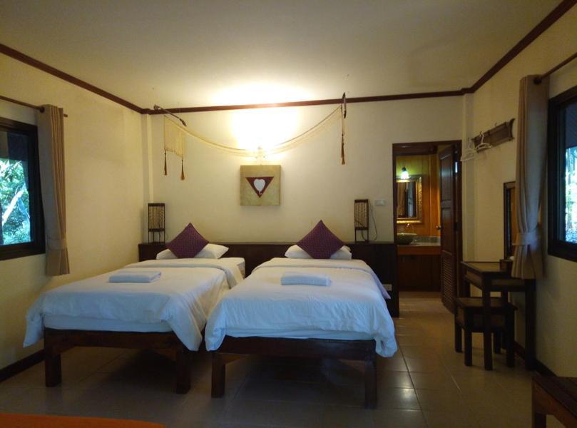 Baanwangnamkeaw Lodge Ban Hin Dat  Extérieur photo